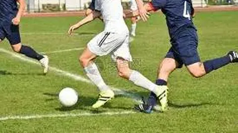 杨超越：选秀新星蜕变现象级偶像，改写娱乐圈规则之路