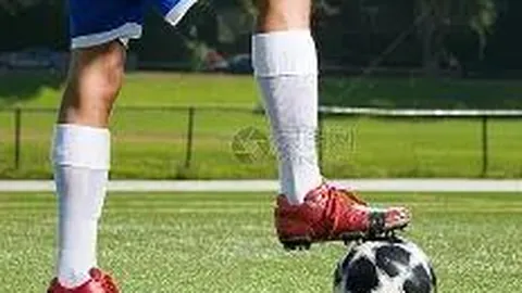 “孤臂英雄”单手挥洒排球激情，台山露天球场每晚传颂励志佳话