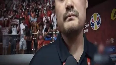 国足迎战澳大利亚形势严峻：林良铭染红，蒋光太受伤离场，王上源无缘出战